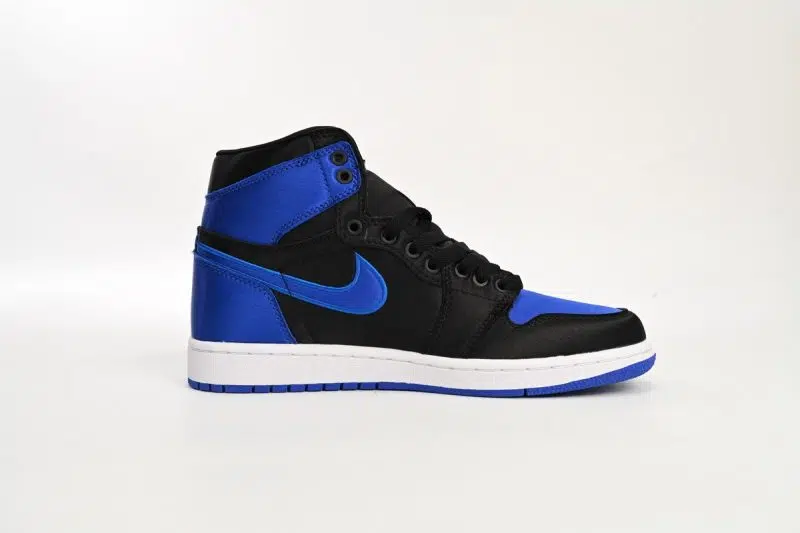 jordan 1 satin royal 1 800x533