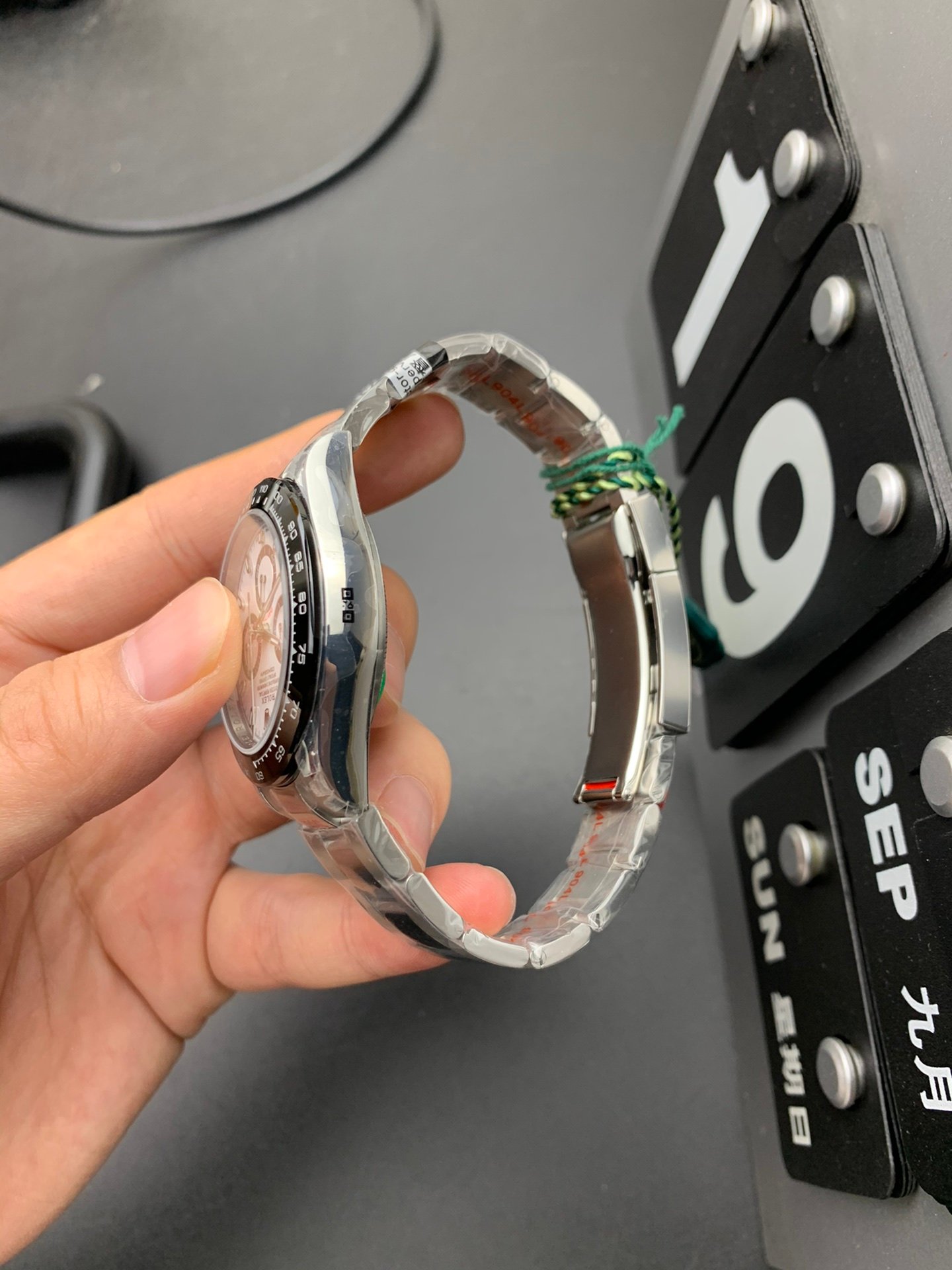 13383214135955990 13383214135955990