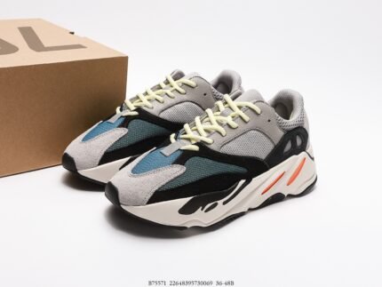 Multicolor sneakers with a branded shoebox