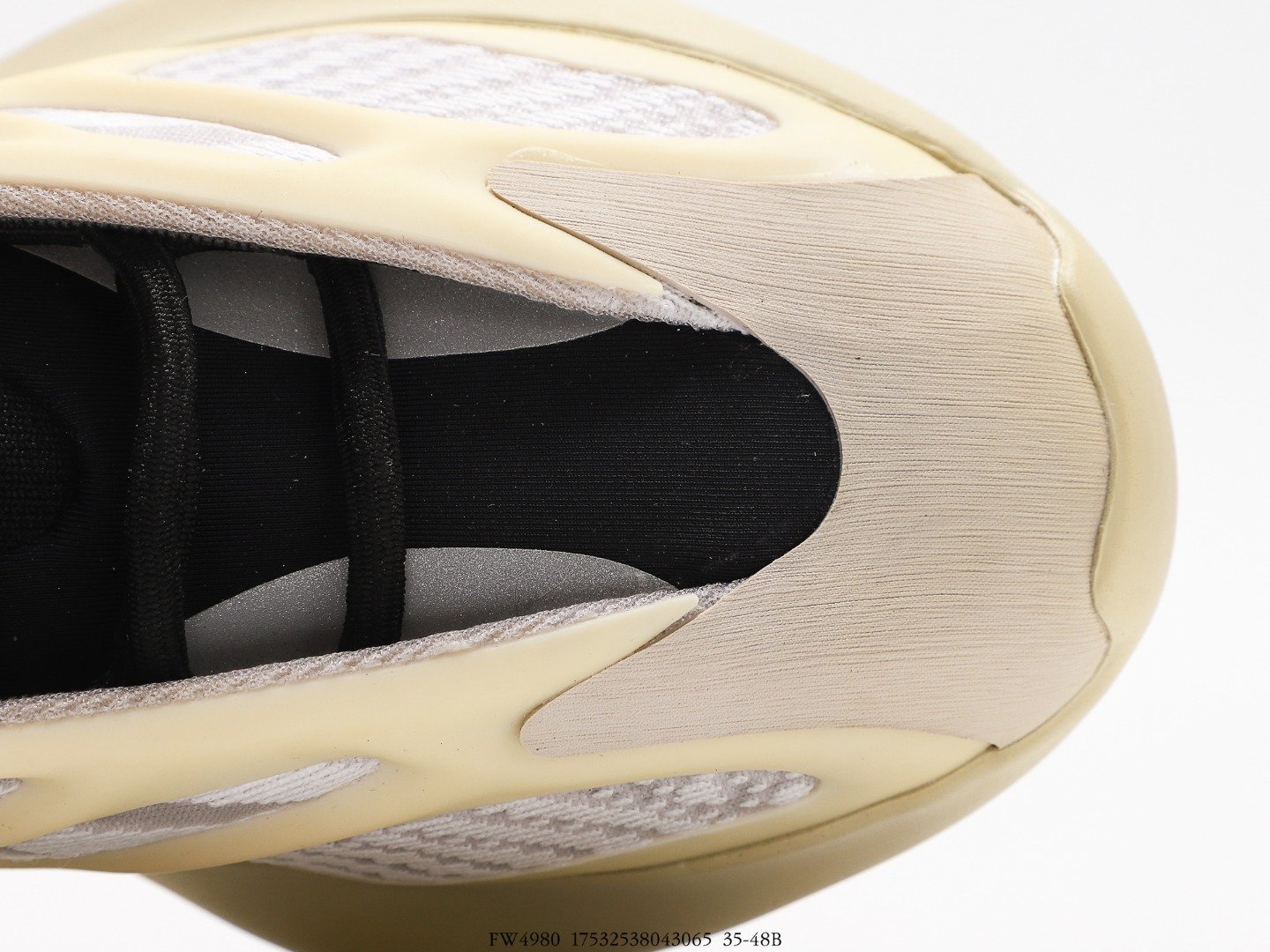 13383457793297554 13383457793297554