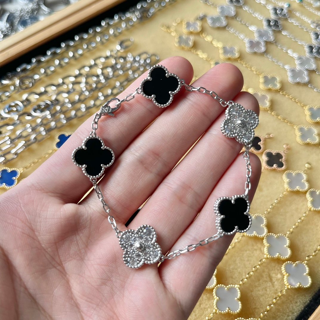 13383902662229469 13383902662229469