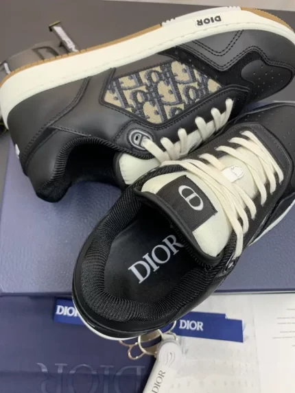 DIOR B27 Low Top Sneaker Black logo 9 800x1066