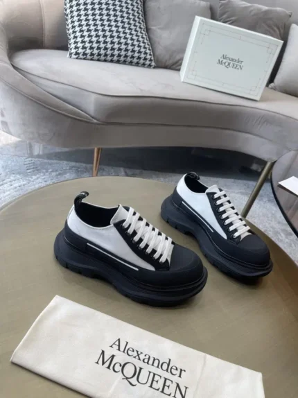 Alexander McQueen Tread Slick Lace Up WhiteBlack Sole 3 800x1067