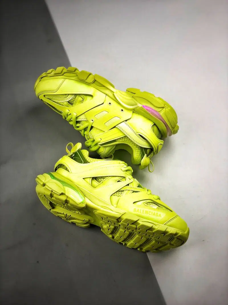 BALENCIAGA TRACK SNEAKER YELLOW 2 800x1067 BALENCIAGA TRACK SNEAKER YELLOW 2 800x1067