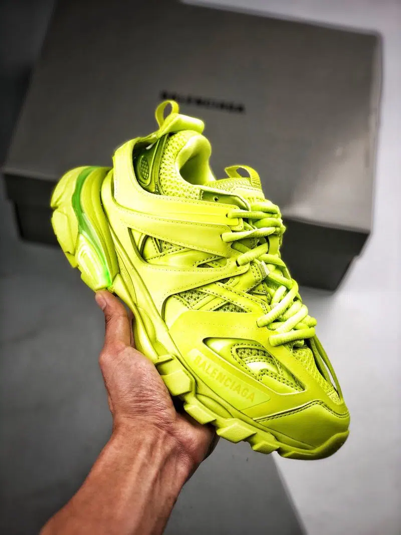 BALENCIAGA TRACK SNEAKER YELLOW 3 800x1067 BALENCIAGA TRACK SNEAKER YELLOW 3 800x1067