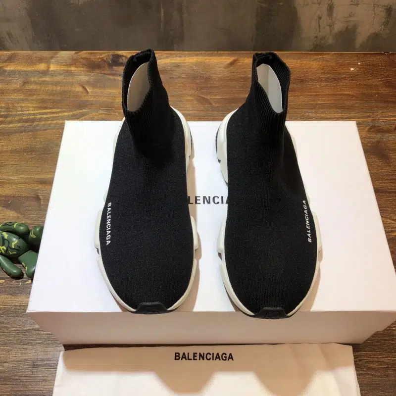 Balenciaga Speed Trainer Black white sole 3 1 800x800 Balenciaga Speed Trainer Black white sole 3 1 800x800