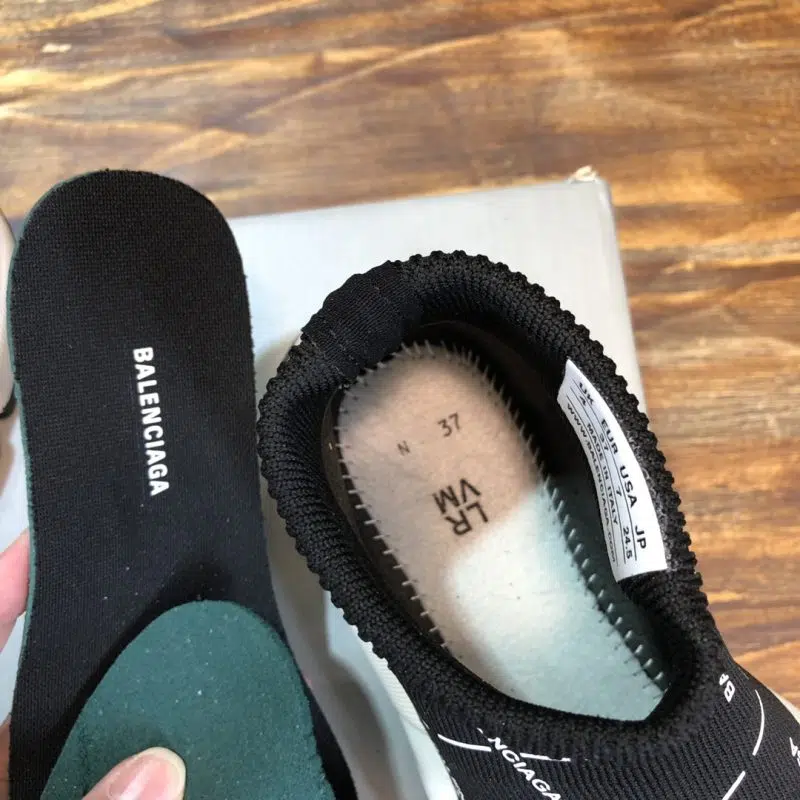 Balenciaga Speed Trainer Logo Print Black White 7 800x800 Balenciaga Speed Trainer Logo Print Black White 7 800x800