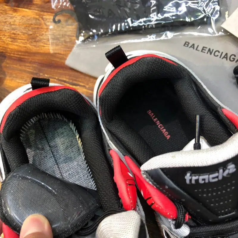 Balenciaga Track2 Red Grey Black 4 800x800 Balenciaga Track2 Red Grey Black 4 800x800