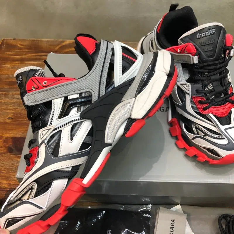 Balenciaga Track2 Red Grey Black 5 800x800 Balenciaga Track2 Red Grey Black 5 800x800