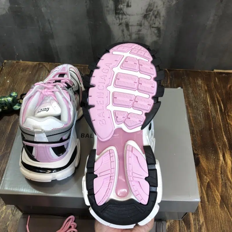 Balenciaga Track2 White Pink 8 800x800 Balenciaga Track2 White Pink 8 800x800