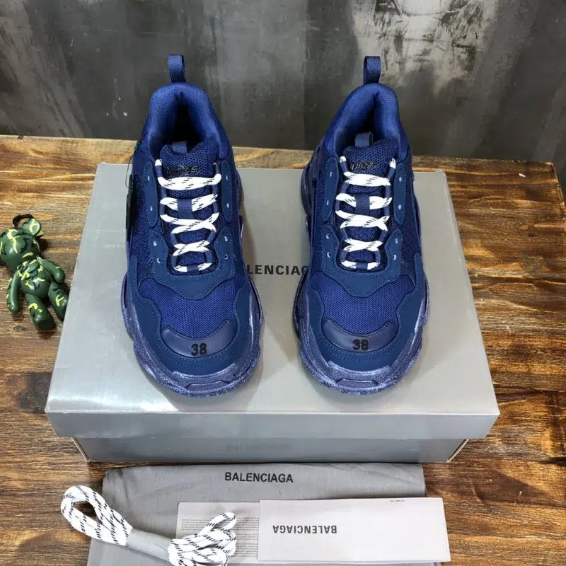 Balenciaga Triple S Sneaker All Blue 3 800x800 Balenciaga Triple S Sneaker All Blue 3 800x800