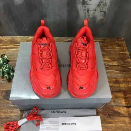 Balenciaga Triple S Sneaker All Red 9 800x800