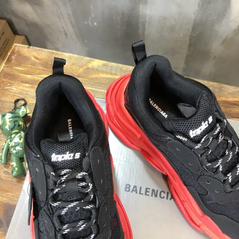 Balenciaga Triple S Sneaker Black Red Sole 4 800x800