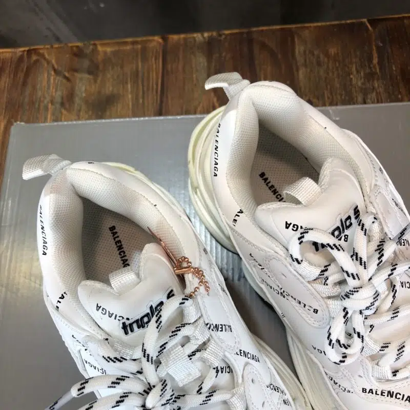 Balenciaga Triple S Sneaker Cream Logo 8 800x800 Balenciaga Triple S Sneaker Cream Logo 8 800x800
