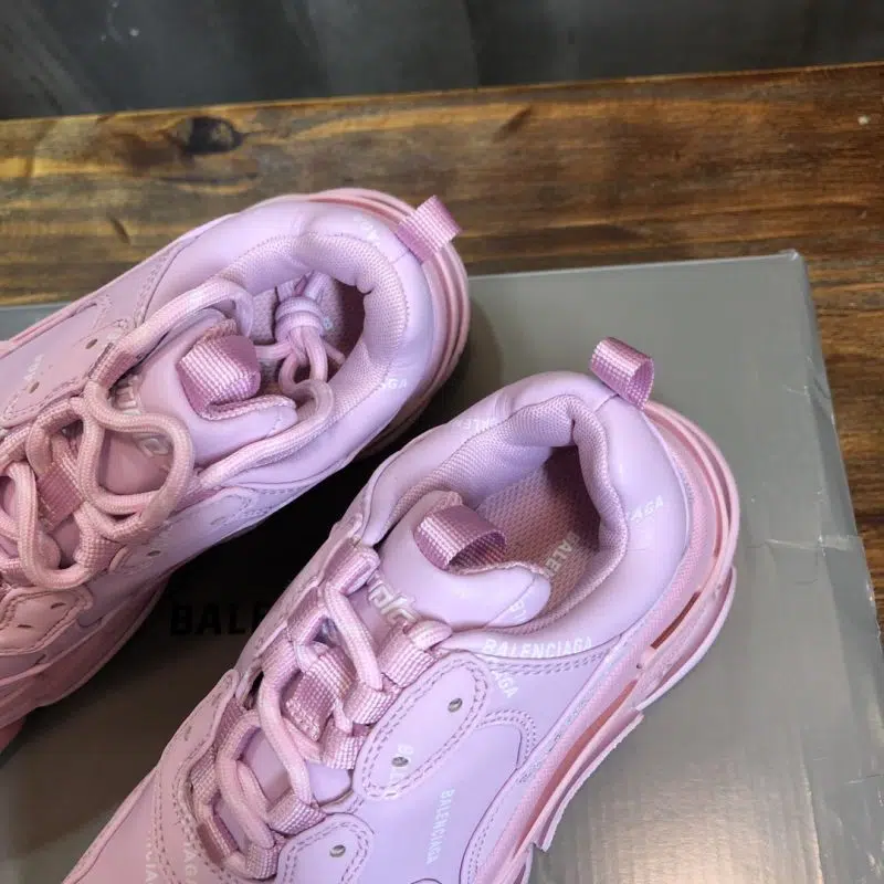 Balenciaga Triple S Sneaker Pink white logo 4 800x800