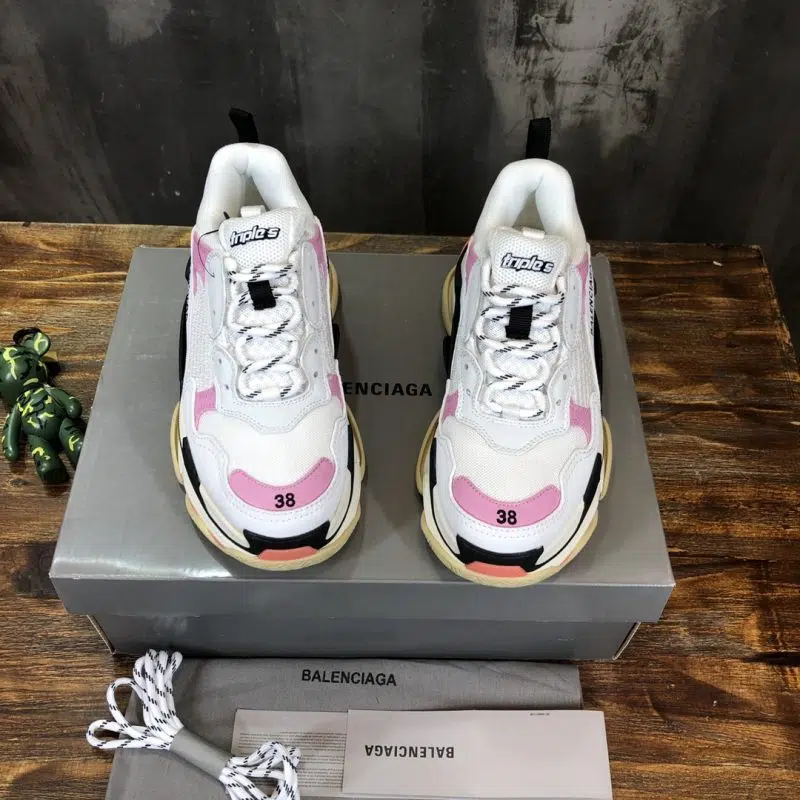 Balenciaga Triple S Sneaker White Pink Oranage 9 800x800 Balenciaga Triple S Sneaker White Pink Oranage 9 800x800