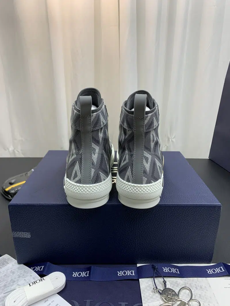 DIOR B23 High All black Logo 4 1 800x1067 DIOR B23 High All black Logo 4 1 800x1067