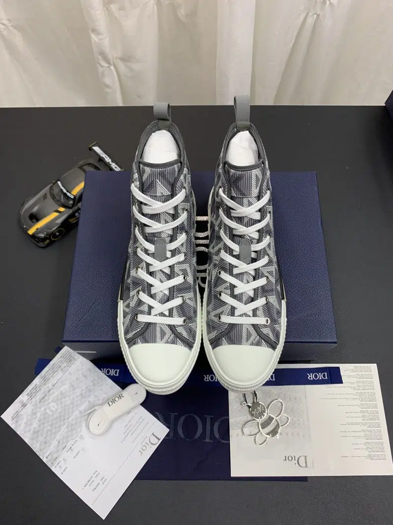 DIOR B23 High All black Logo 5 1 800x1067 DIOR B23 High All black Logo 5 1 800x1067