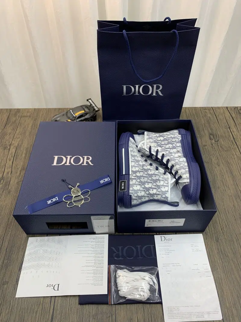 DIOR B23 High Blue Oblique 5 800x1067