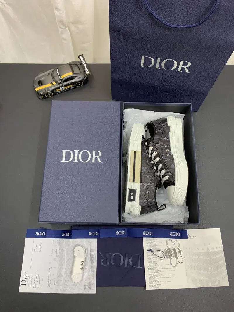 DIOR B23 Low Black 2022 5 800x1067