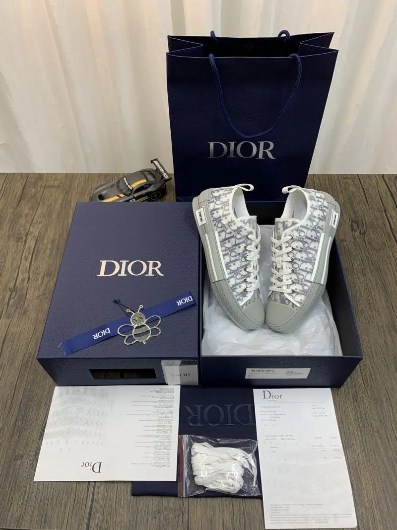 DIOR B23 Low Oblique Grey 1 800x1067