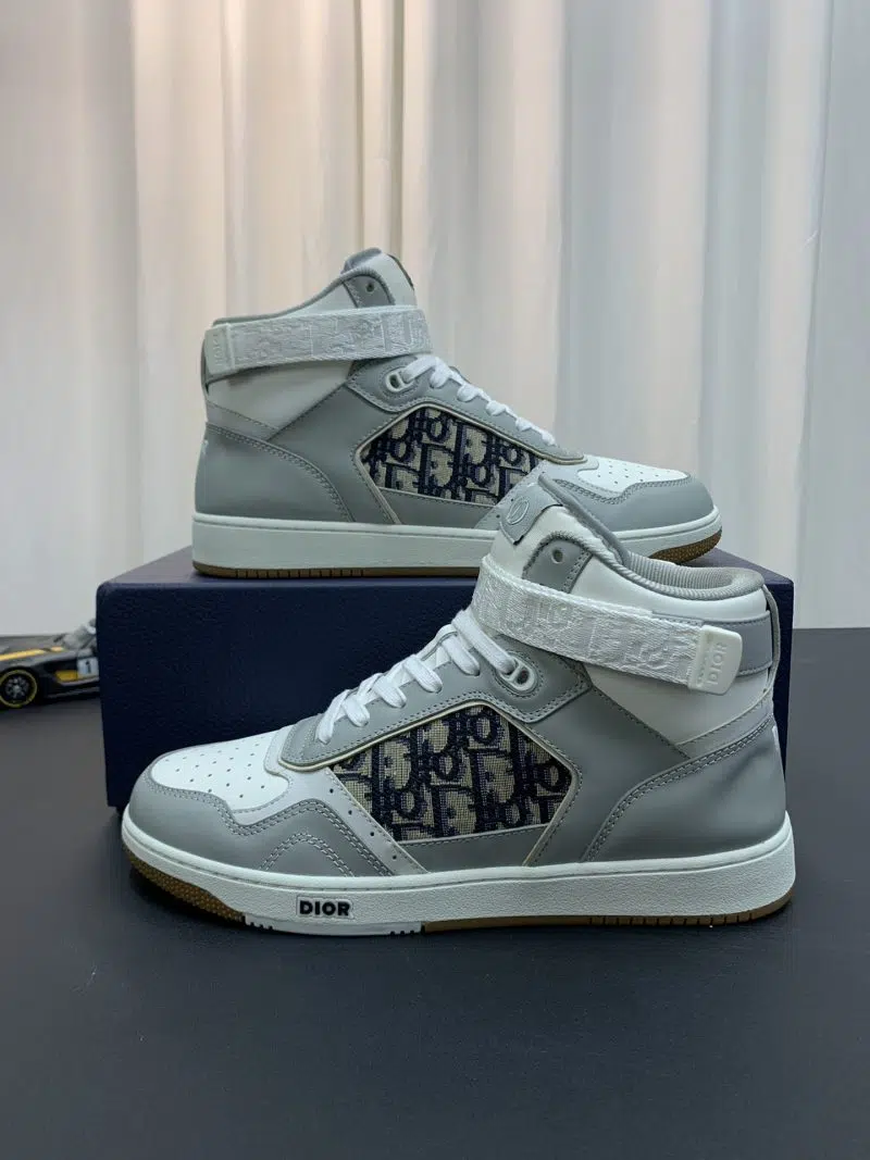 DIOR B27 Low Top Sneaker All Black Logo 1 1 800x1067