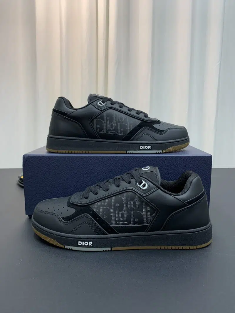 DIOR B27 Low Top Sneaker All Black Logo 2 800x1067