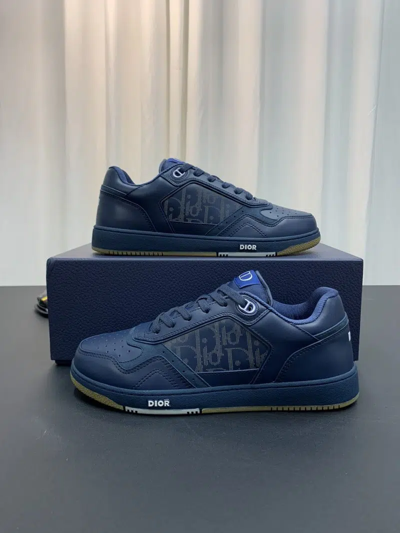 DIOR B27 Low Top Sneaker Blue Logo 5 800x1067