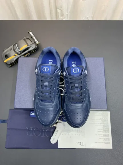 DIOR B27 Low Top Sneaker Blue Logo 7 800x1066