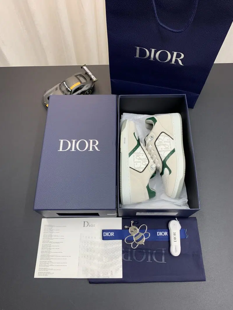 DIOR B27 Low Top Sneaker Cream Green 7 800x1067