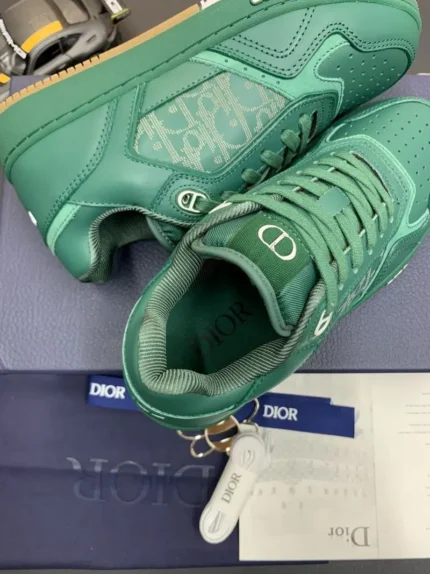 DIOR B27 Low Top Sneaker Green 1 800x1067