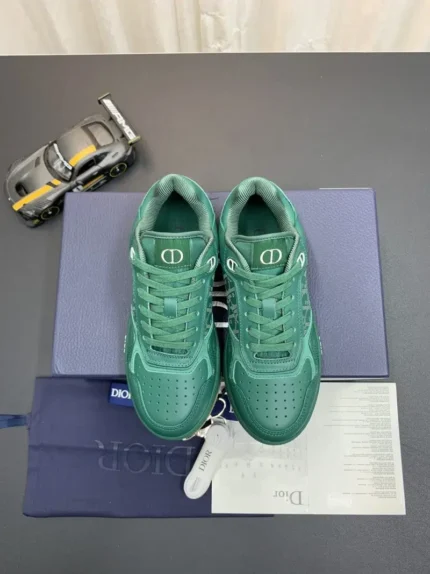 DIOR B27 Low Top Sneaker Green 2 800x1067