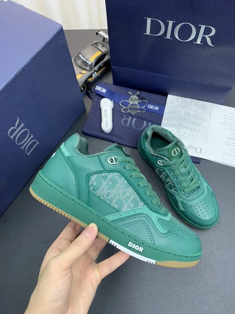 DIOR B27 Low Top Sneaker Green 8 800x1067