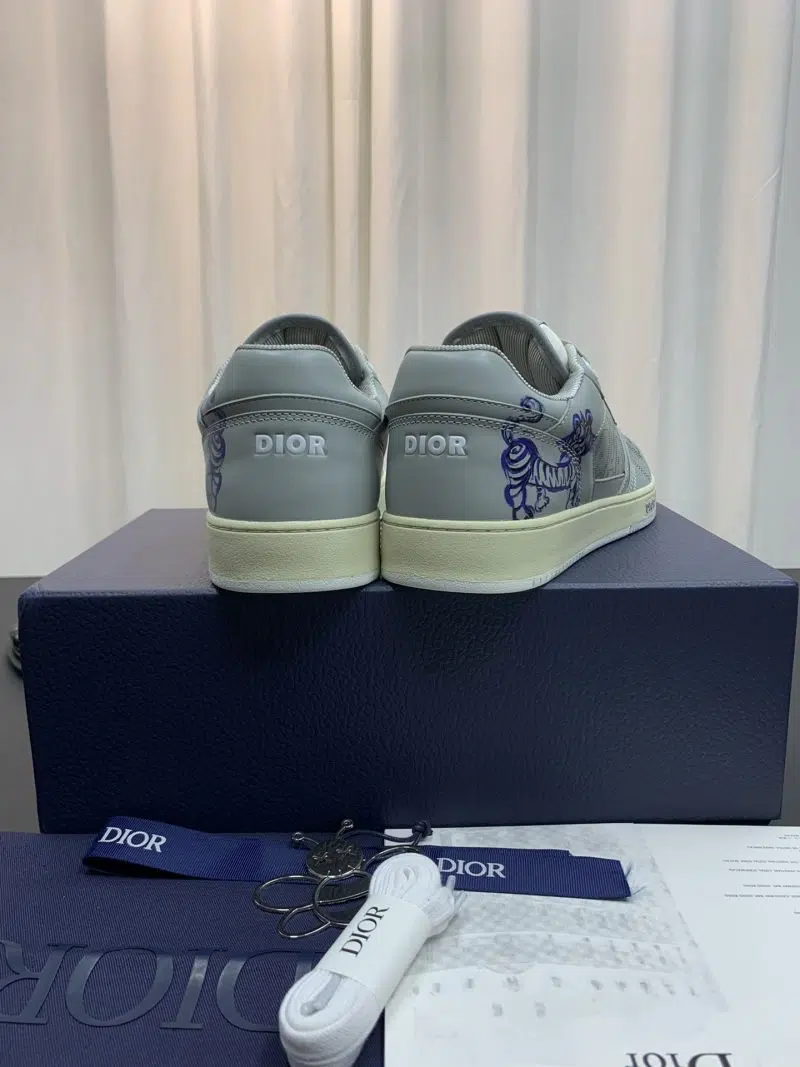 DIOR B27 Low Top Sneaker Grey Tiger 1 800x1067