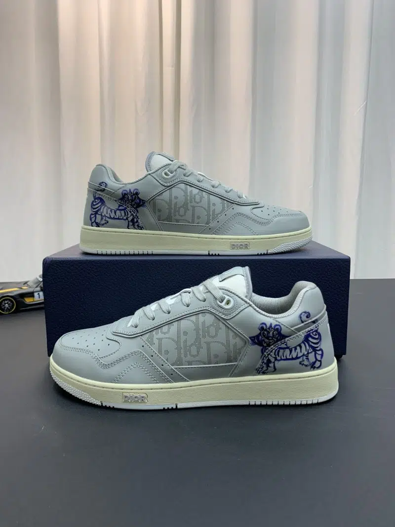 DIOR B27 Low Top Sneaker Grey Tiger 8 800x1067