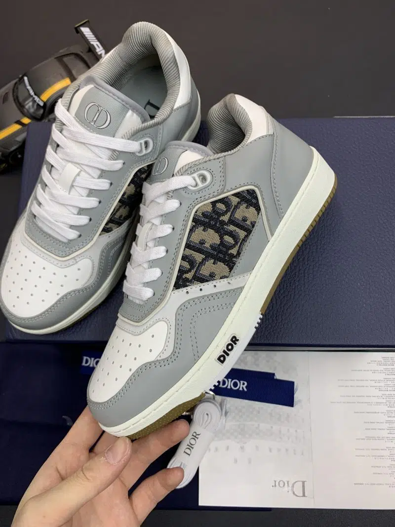 DIOR B27 Low Top Sneaker Grey logo 5 800x1067