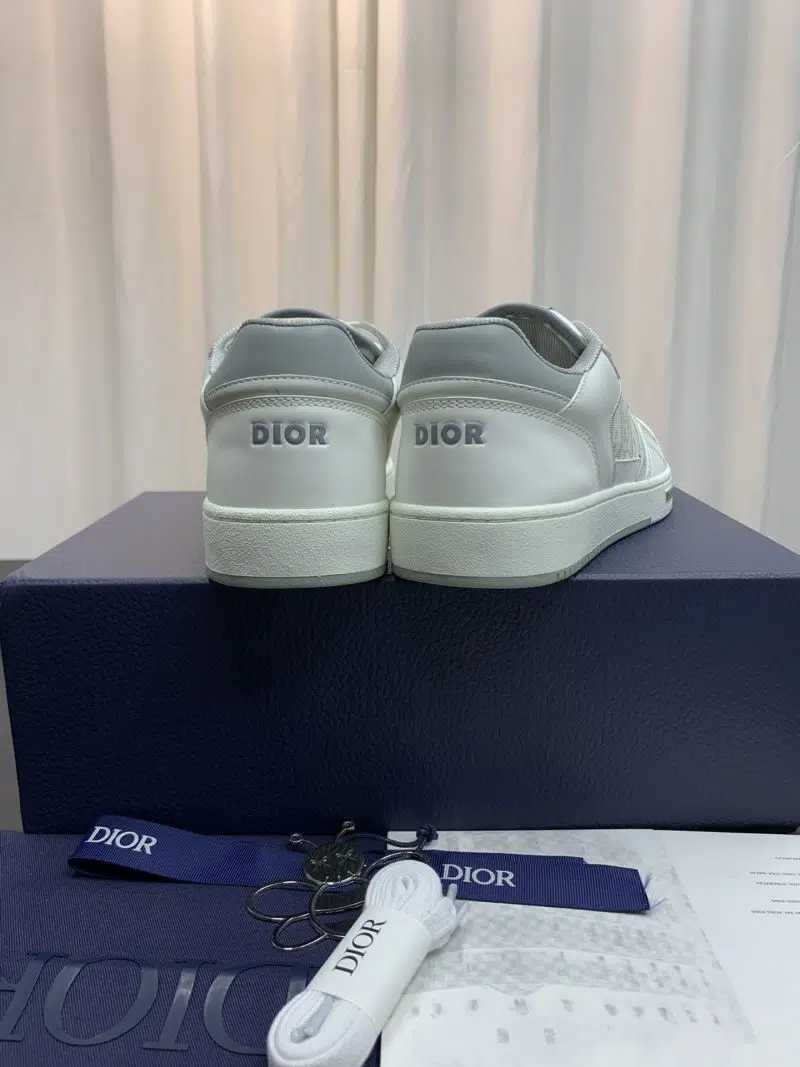DIOR B27 Low Top Sneaker White Grey 1 800x1067
