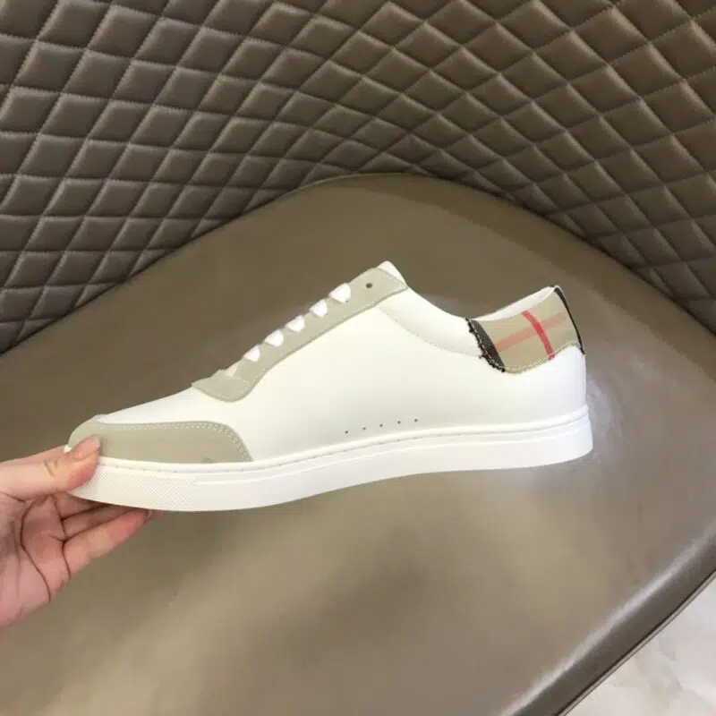 burberry 2 800x800 burberry 2 800x800