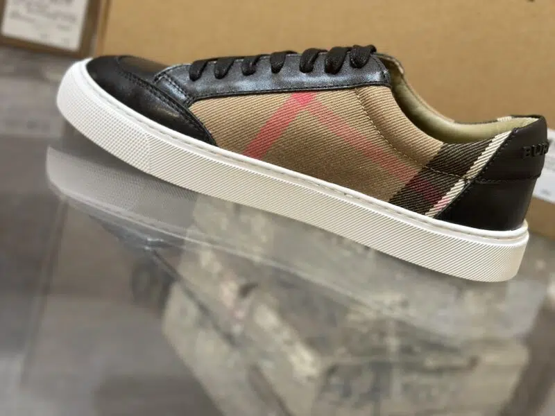 burberry sneaker 9 3 800x600 burberry sneaker 9 3 800x600