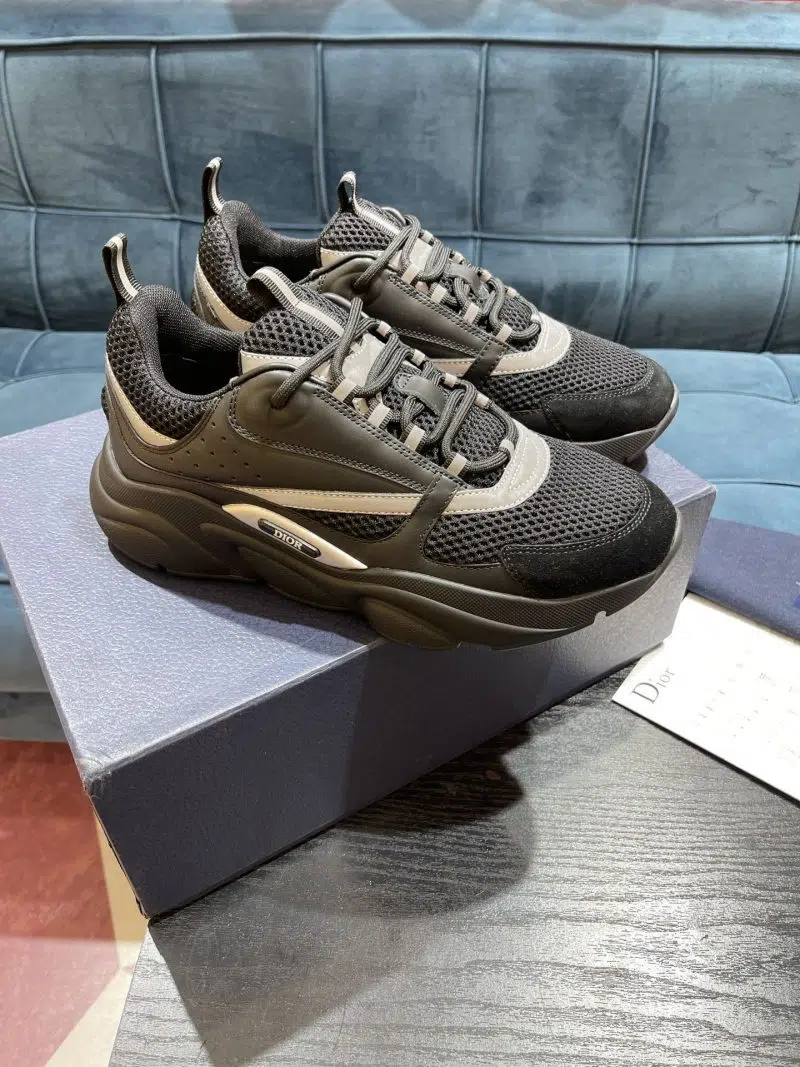 dior b22 black white 1 800x1067