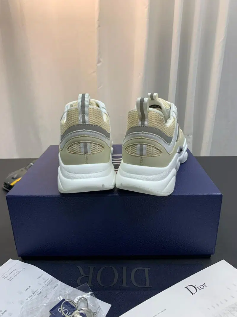 dior b22 cream 1 800x1067