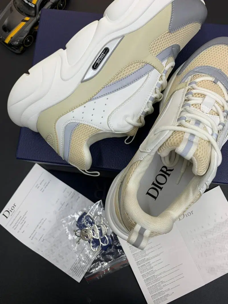 dior b22 cream 8 800x1067