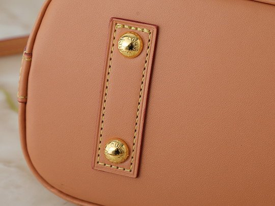 Alma M53152 23 5x17 5x11 5cm ss16 2013054 Alma M53152 23 5x17 5x11 5cm ss16 2013054