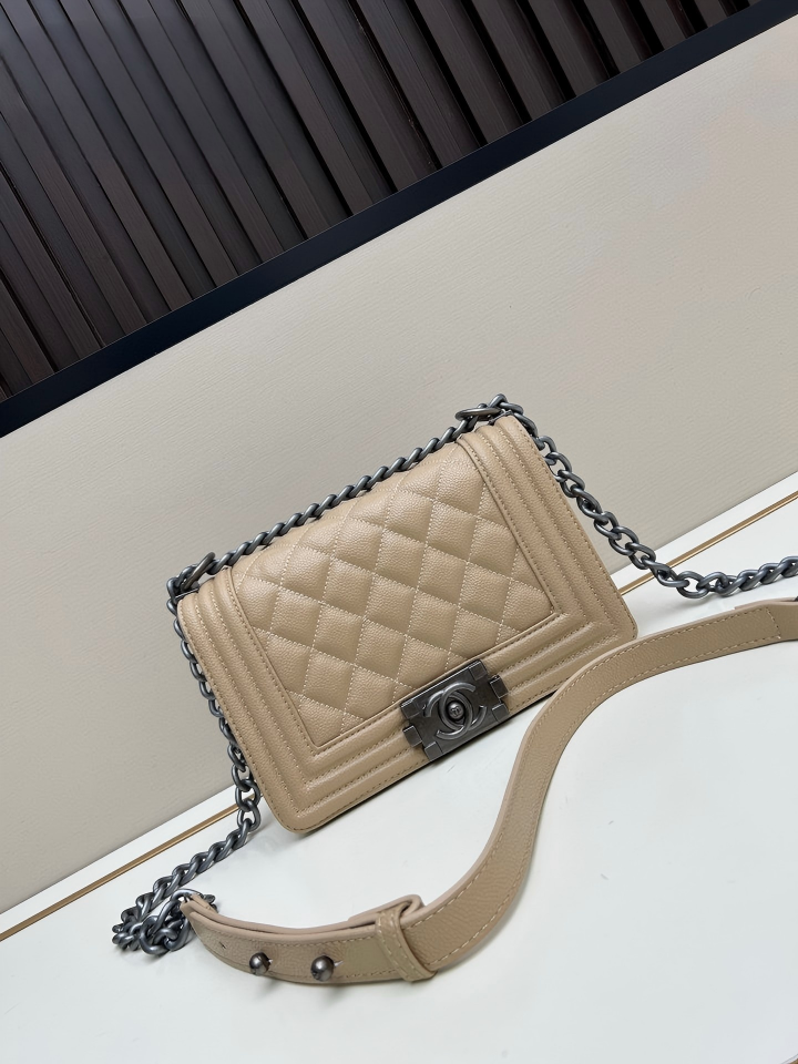 CHF6DF~1 CHF6DF~1