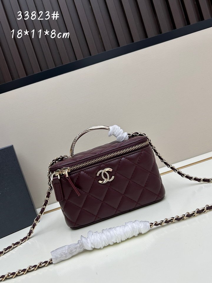 Chanel 33823 18x11x8cm jj11 1980578 Chanel 33823 18x11x8cm jj11 1980578