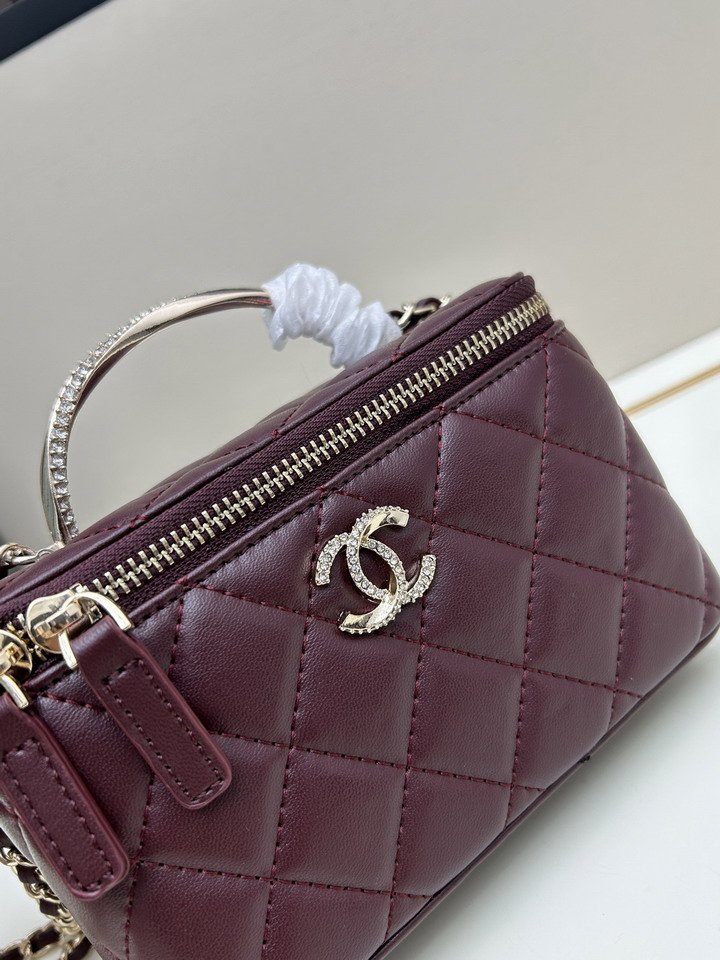 Chanel 33823 18x11x8cm jj14 1980575 Chanel 33823 18x11x8cm jj14 1980575