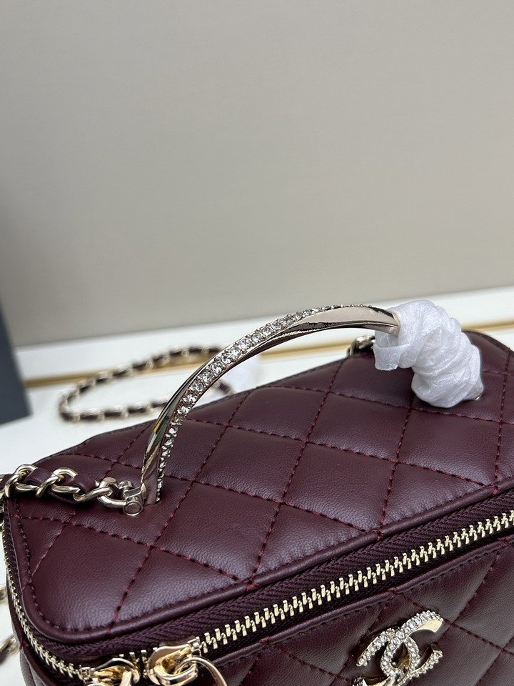 Chanel 33823 18x11x8cm jj16 1980573 Chanel 33823 18x11x8cm jj16 1980573