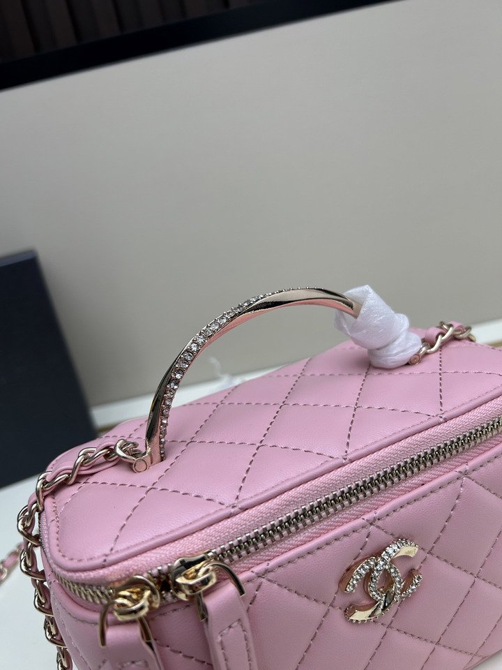 Chanel 33823 18x11x8cm jj25 1980582 Chanel 33823 18x11x8cm jj25 1980582
