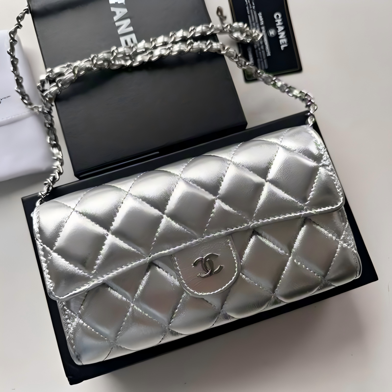 Chanel A50076 18x10.5x3.5cm zy23 1288763 Chanel A50076 18x10.5x3.5cm zy23 1288763