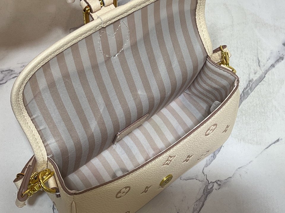 Diane M13642 19x10 5x6cm ss8 1973342 Diane M13642 19x10 5x6cm ss8 1973342